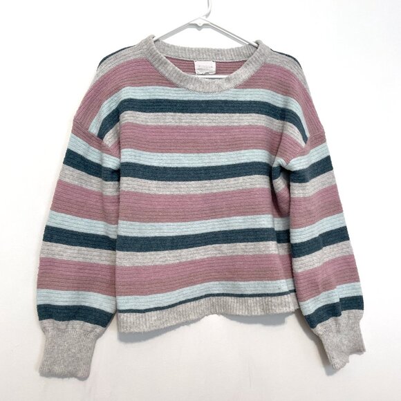 PINQUE STITCH FIX STITCHFIX Gray Mauve Pink Blue Striped Cropped Crop Sweater M - Picture 2 of 15
